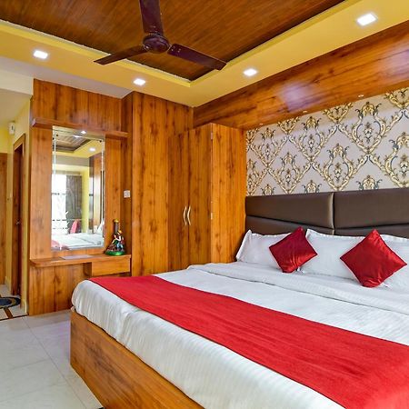 Hotel Ashray Puri Bagian luar foto