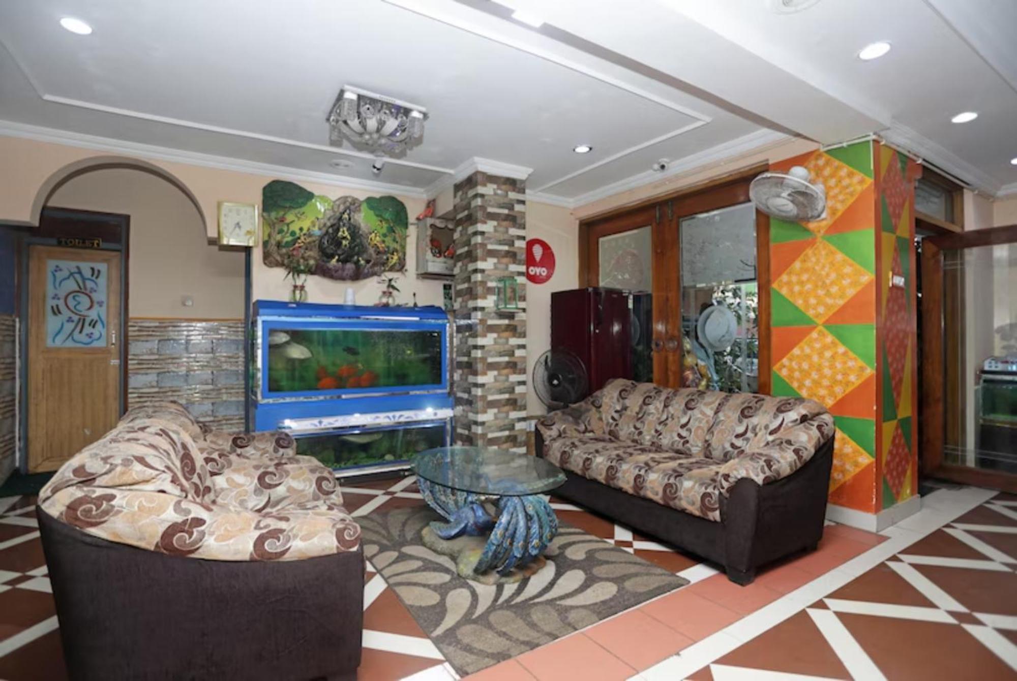 Hotel Ashray Puri Bagian luar foto