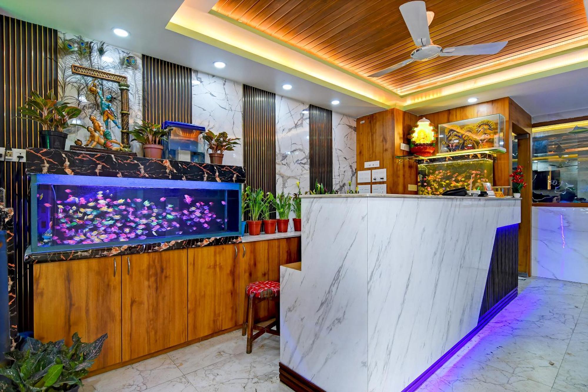 Hotel Ashray Puri Bagian luar foto